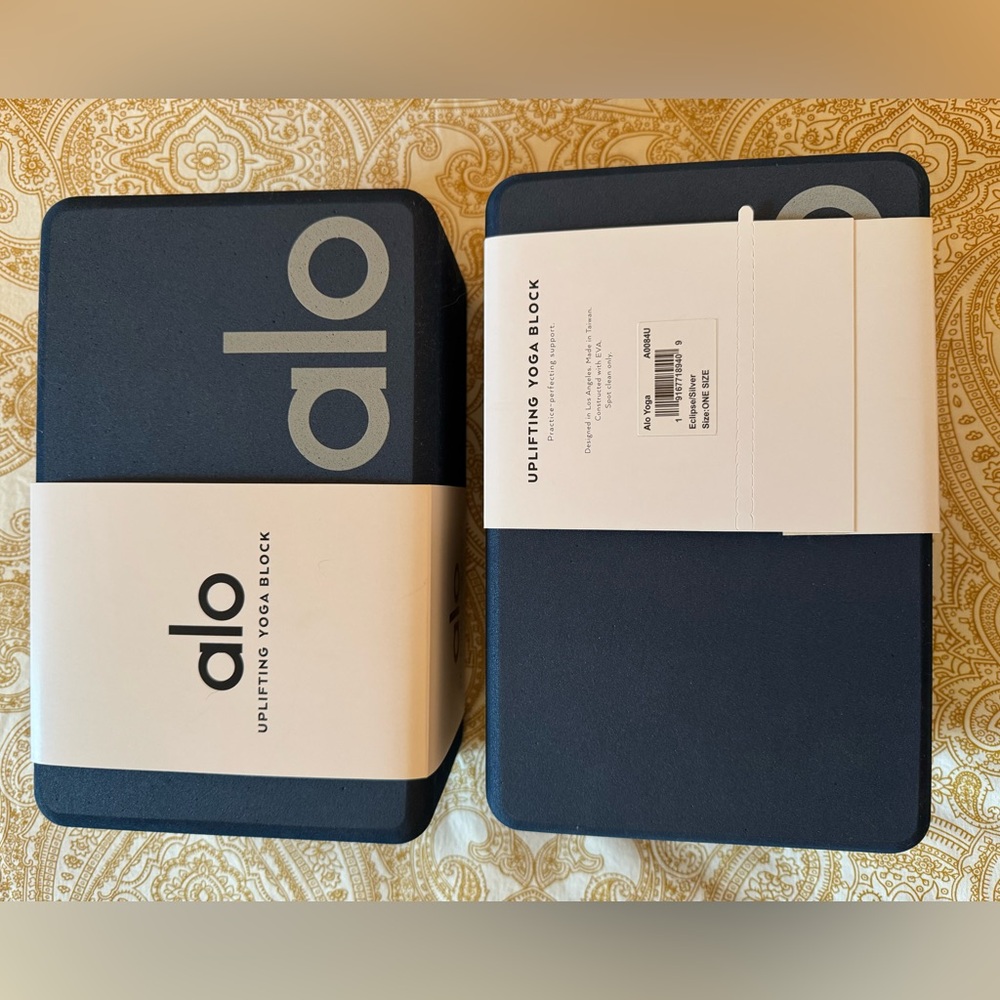 Alo Yoga Yoga Blocks
